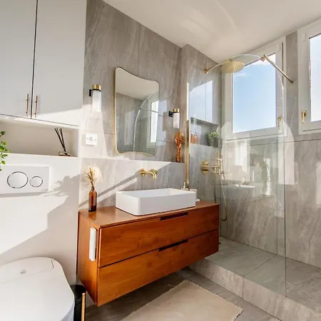 Architect Eiffel Tower View And Terrace * Boulogne-Billancourt